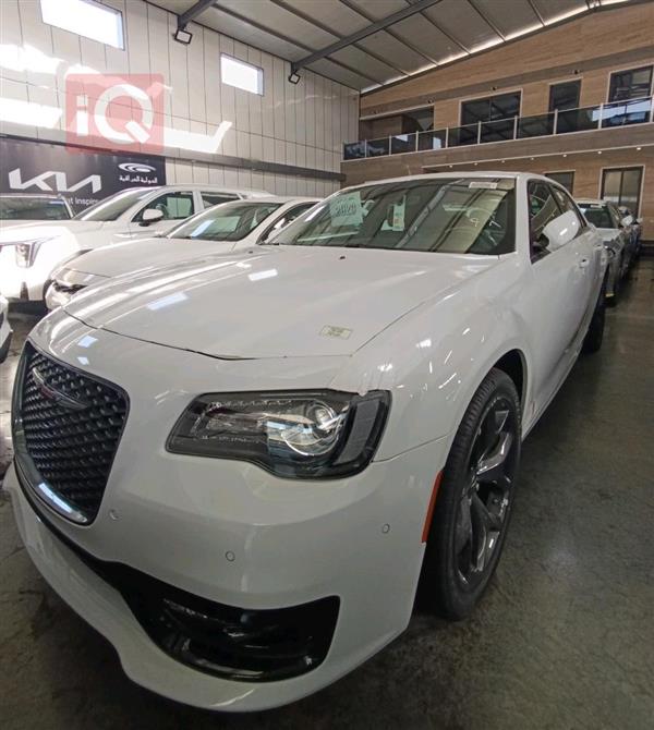 Chrysler for sale in Iraq